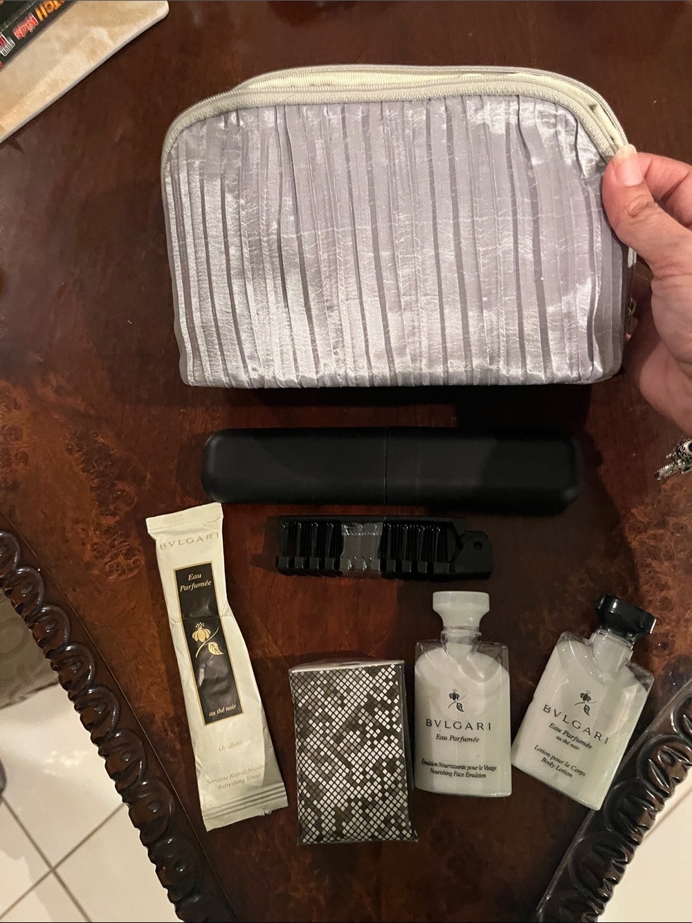 BVLGARI Emirates Exclusive Travel Toiletry Bag Set - Silver Pouch